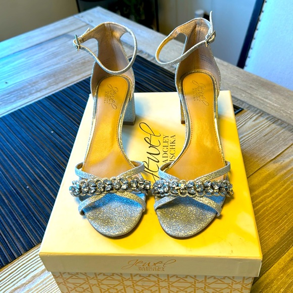Jewel Badgley Mischka Shoes - Badgley Mischka giona size 8